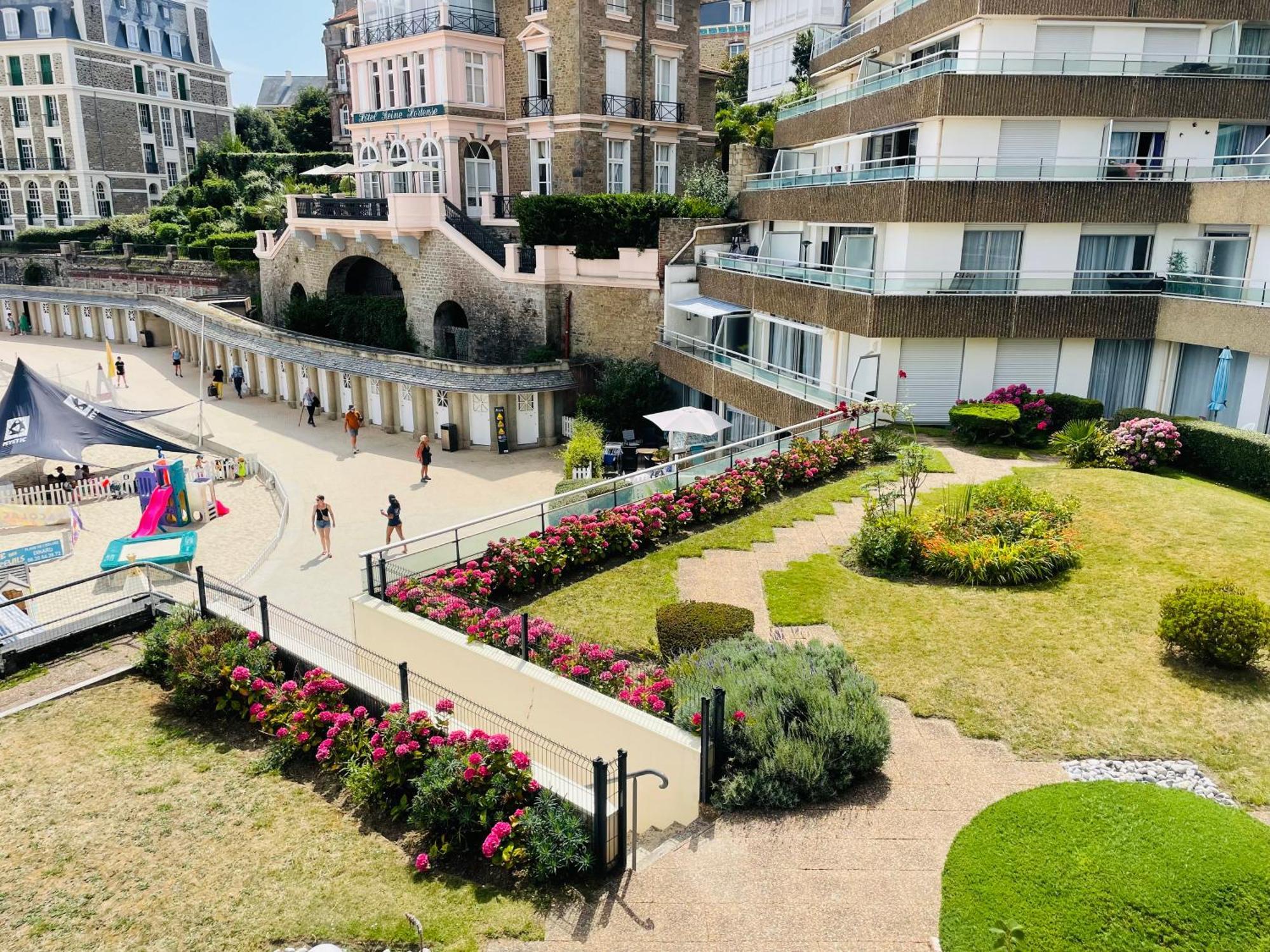 Residence Le Crystal Dinard Plage Экстерьер фото